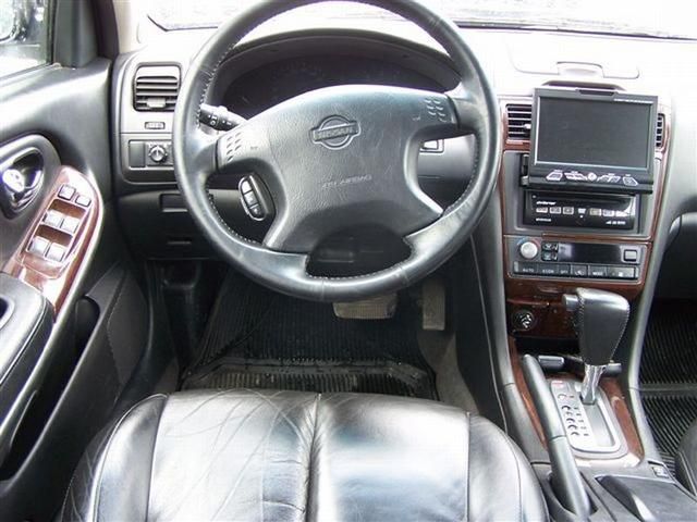 2001 Nissan Maxima