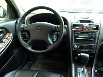 2001 Nissan Maxima Pictures