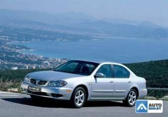 2001 Nissan Maxima Photos