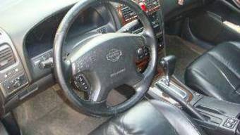 2001 Nissan Maxima Pictures