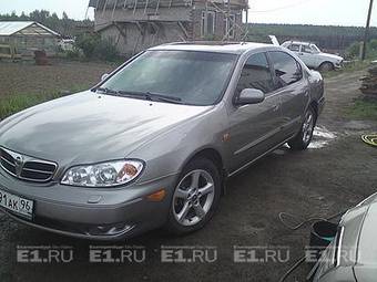 2001 Nissan Maxima Photos