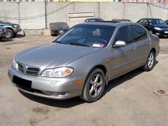 2002 Nissan Maxima Photos