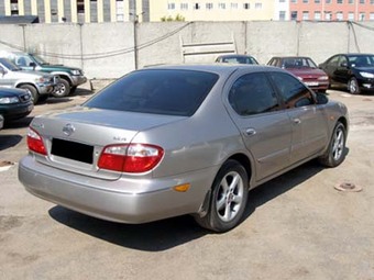 2002 Nissan Maxima Pictures