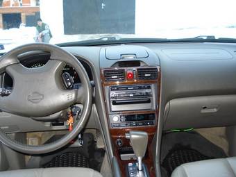 2002 Nissan Maxima Photos