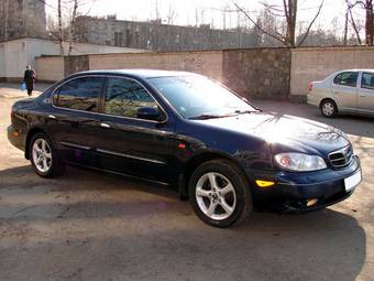 2002 Nissan Maxima Pictures