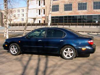 2002 Nissan Maxima Photos