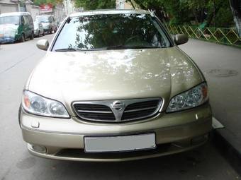 2002 Nissan Maxima Photos