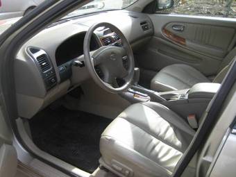 2003 Nissan Maxima Photos