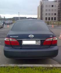 2004 Nissan Maxima Pictures