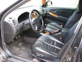 2004 Nissan Maxima Pictures