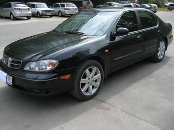 2004 Nissan Maxima Photos