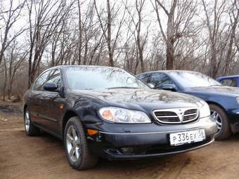 2004 Nissan Maxima Photos
