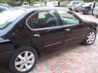 2004 Nissan Maxima Images