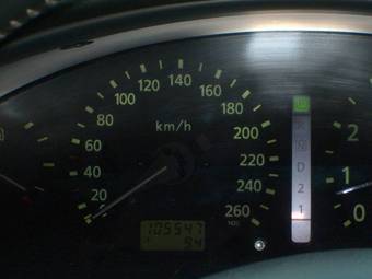 2004 Nissan Maxima Pictures