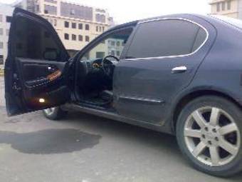 2004 Nissan Maxima Photos