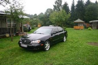 2005 Nissan Maxima Pics