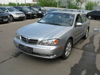 2005 Nissan Maxima Pictures