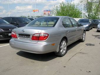 2005 Nissan Maxima Photos