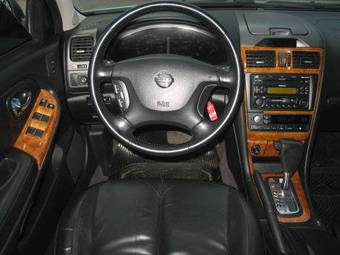 2005 Nissan Maxima Photos