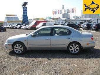 2005 Nissan Maxima Pics