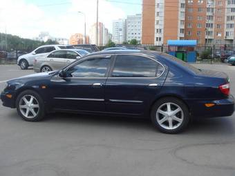 2005 Nissan Maxima Photos