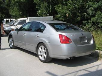 2005 Nissan Maxima Photos