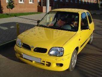 1999 Nissan Micra Pics