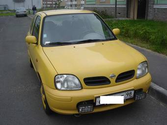 2000 Nissan Micra Photos