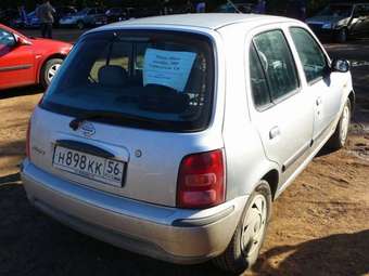 2001 Nissan Micra Images