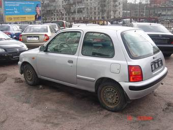 2001 Nissan Micra Photos