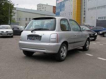 2001 Nissan Micra Pics