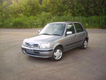 2002 Nissan Micra Photos