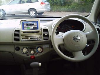 2002 Nissan Micra Photos