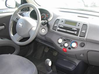 2003 Nissan Micra Photos