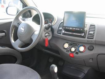 2003 Nissan Micra Photos