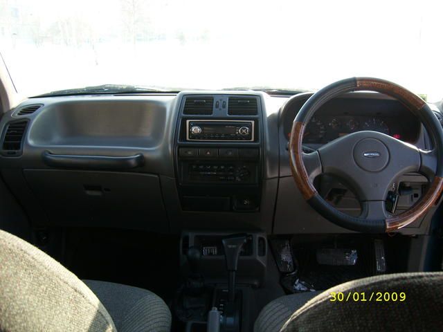 1994 Nissan Mistral