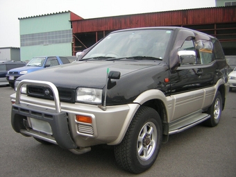 1995 Nissan Mistral