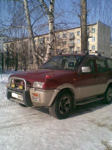 1995 Nissan Mistral