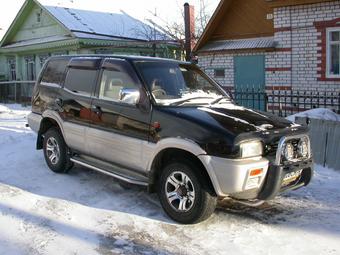 1995 Nissan Mistral