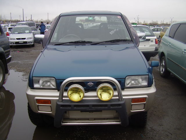 1996 Nissan Mistral