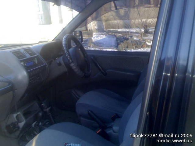 1996 Nissan Mistral