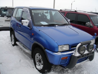 1996 Nissan Mistral