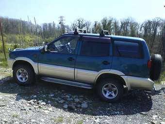 1996 Nissan Mistral Pictures