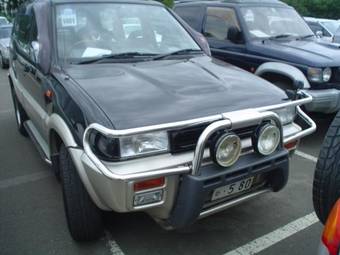1998 Nissan Mistral