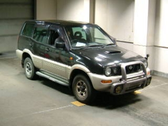 1998 Nissan Mistral