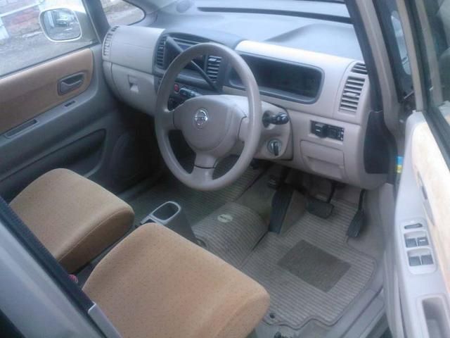 2002 Nissan Moco