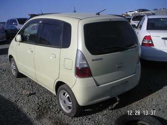 2002 Nissan Moco