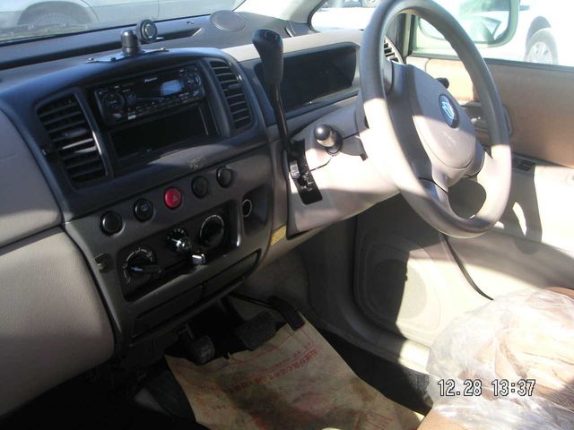 2002 Nissan Moco