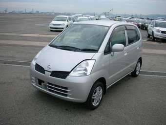 2003 Nissan Moco Photos