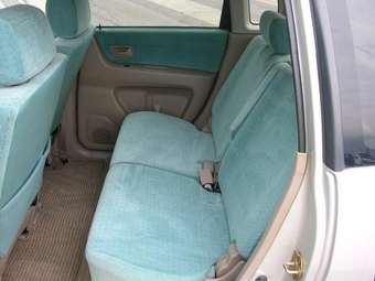2003 Nissan Moco Pictures